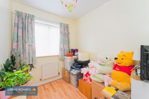 Bedroom- click for photo gallery